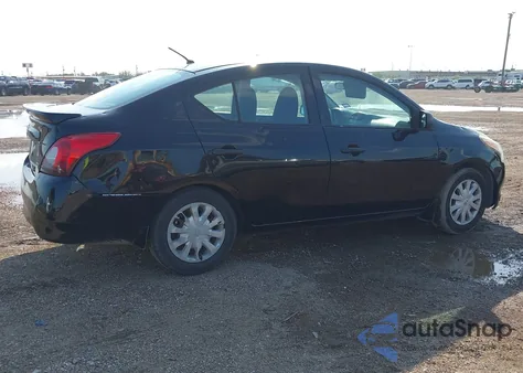 2015 Nissan Versa 1.6 S+ z USA, uszkodzony, nr VIN 3N1CN7AP4FL906072